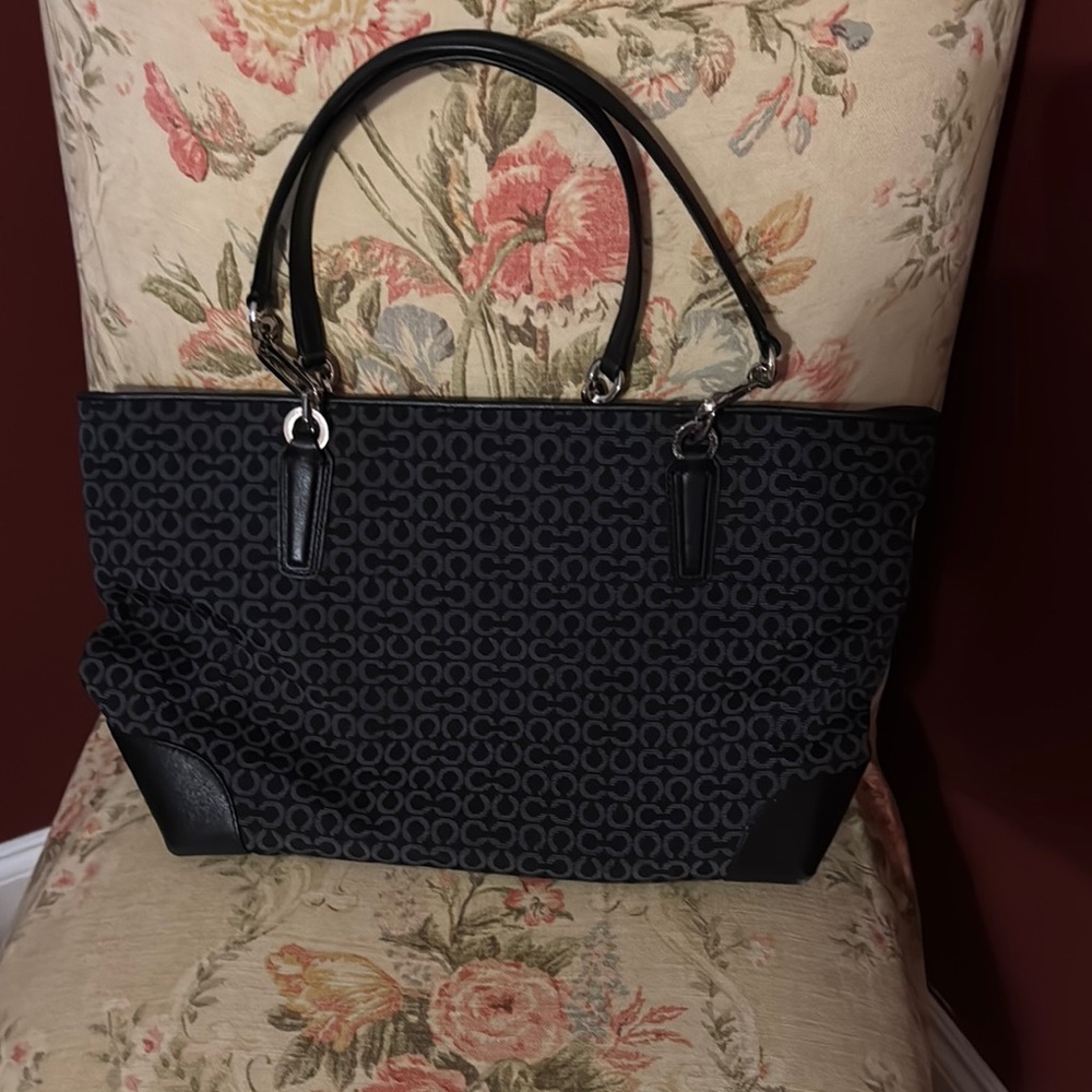 Coach Tote Bag No E1320-26767 Black